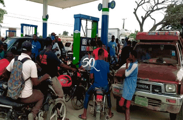 Haitianos Se Llevan Nuestro Combustibles
